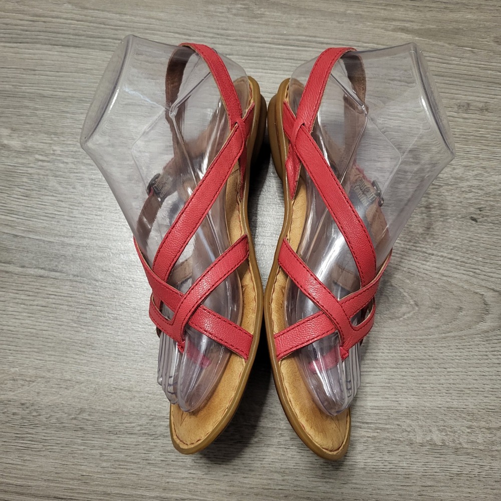 Born Red Leather Strappy Sandals Ankle Buckle Flat Comfort Shoes 7 Cushioned - Picture 3 of 8